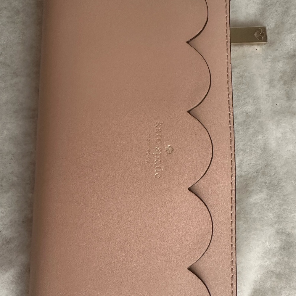 Kate Spade Scalloped Leather Wallet in Pink